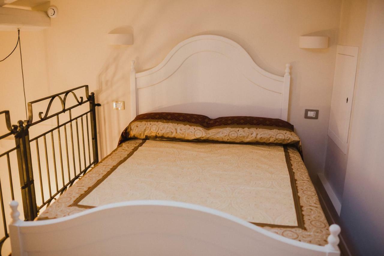 Dimora Dell'Arte Hotel Navelli Ngoại thất bức ảnh